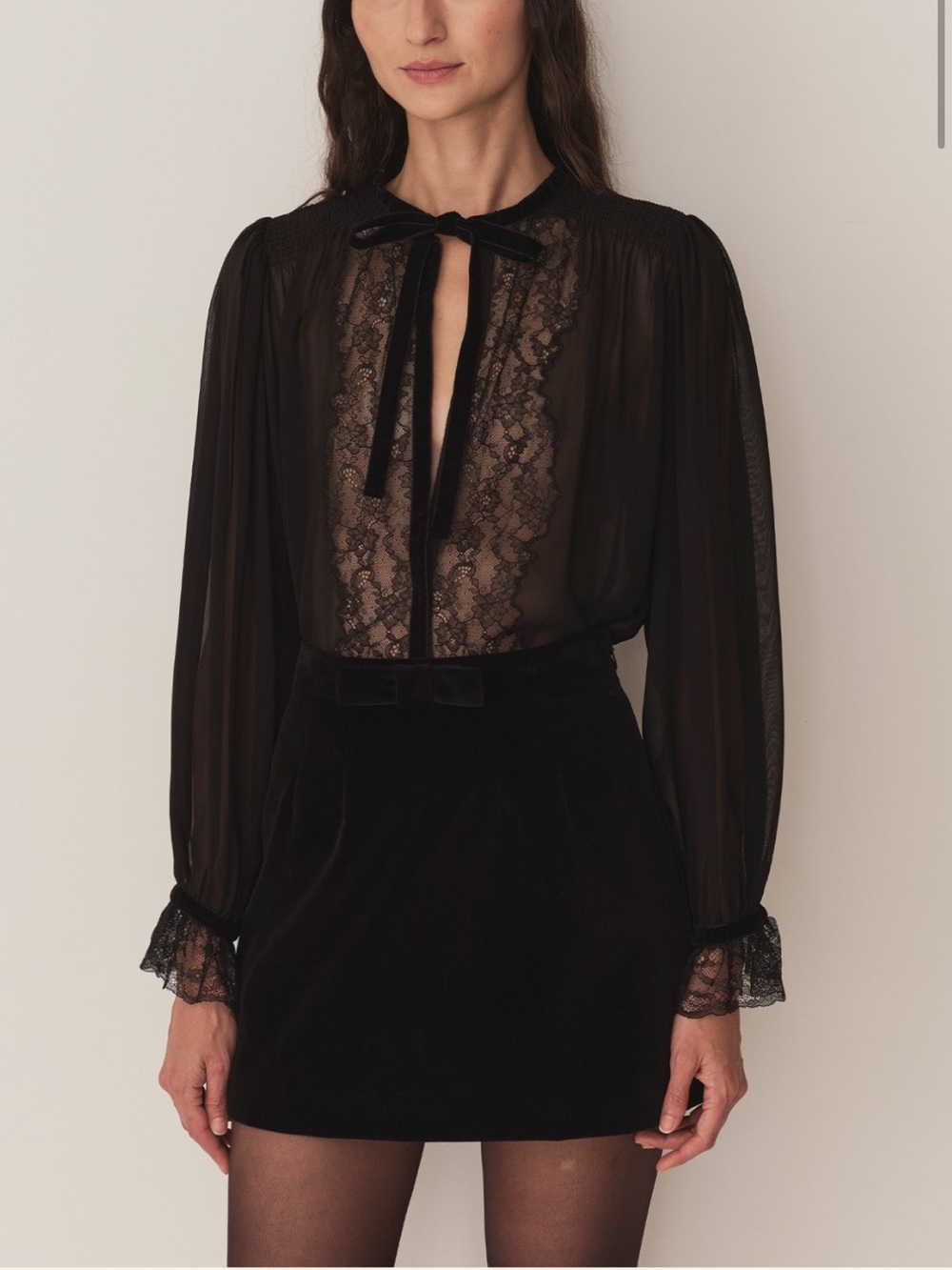 Doen Leia Black Lace Long-Sleeve Top